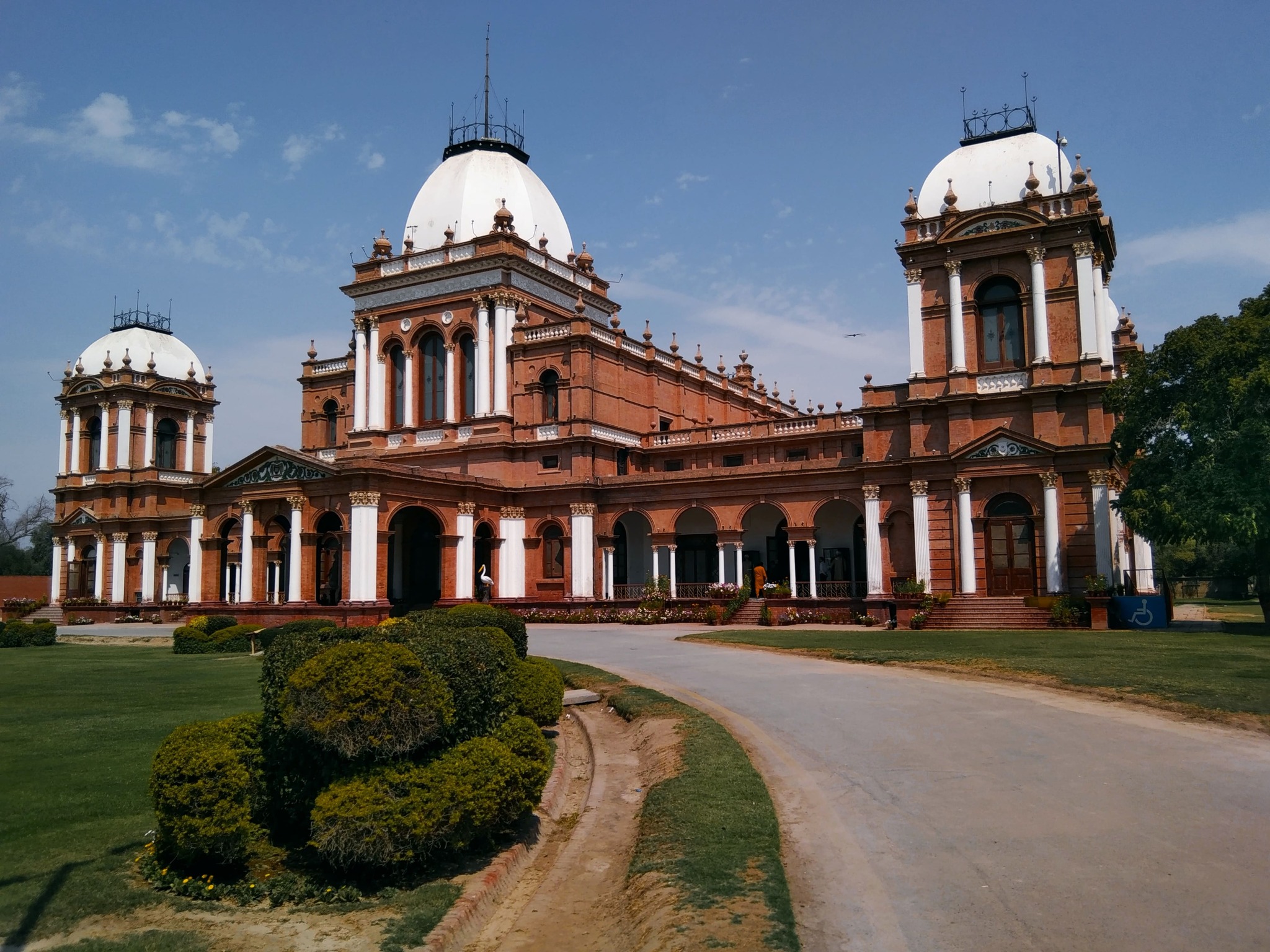noor-mahal-bahawalpur-clicks